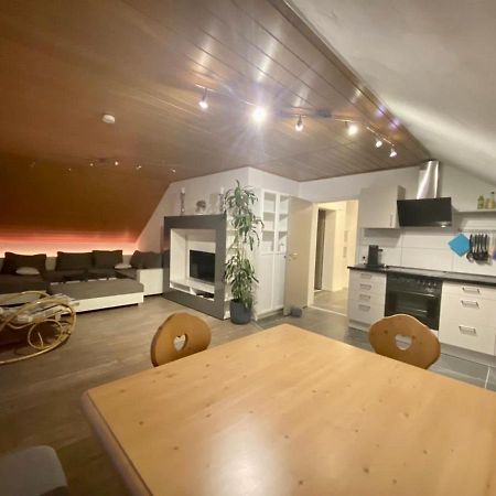 Ferienwohnung Mit Ausblick Mombris Esterno foto
