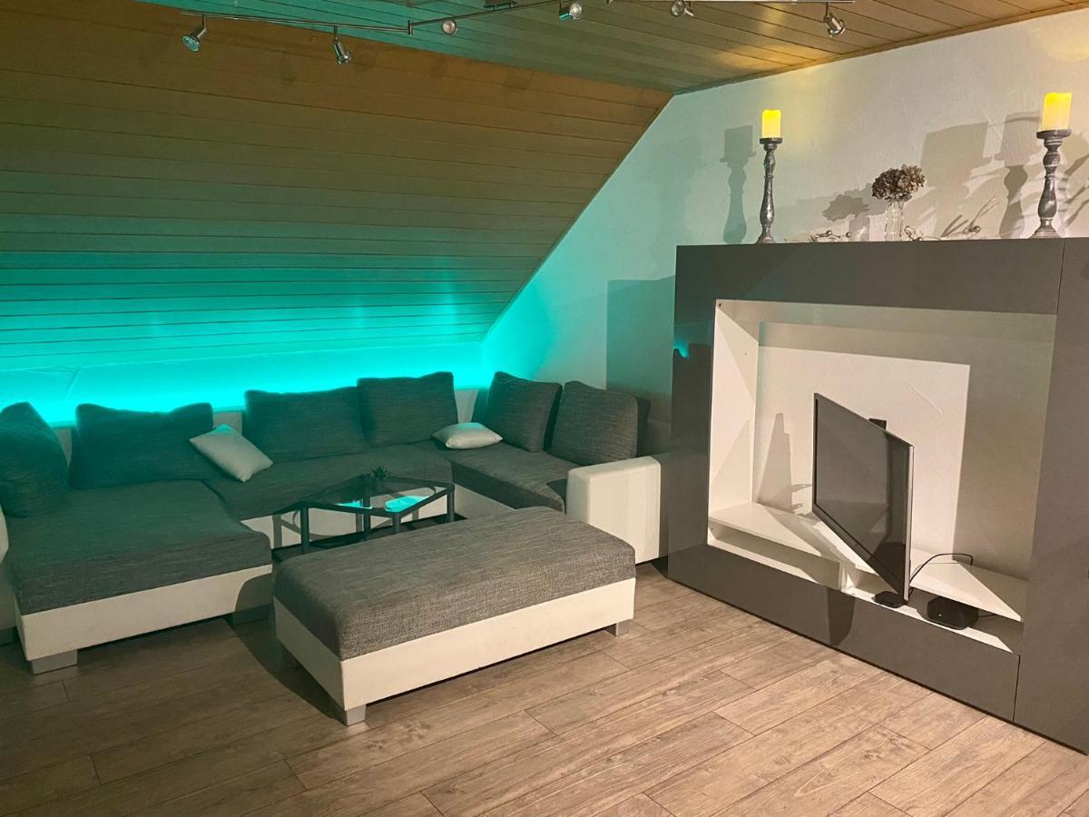 Ferienwohnung Mit Ausblick Mombris Esterno foto