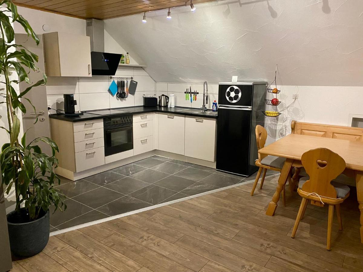 Ferienwohnung Mit Ausblick Mombris Esterno foto